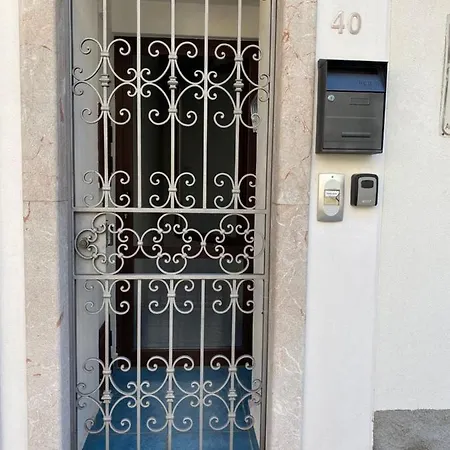 アパート Alpha22 ジャルディーニ・ナクソス