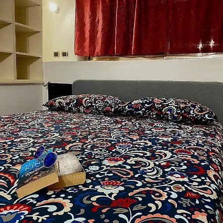 Alpha22 アパート ジャルディーニ・ナクソス